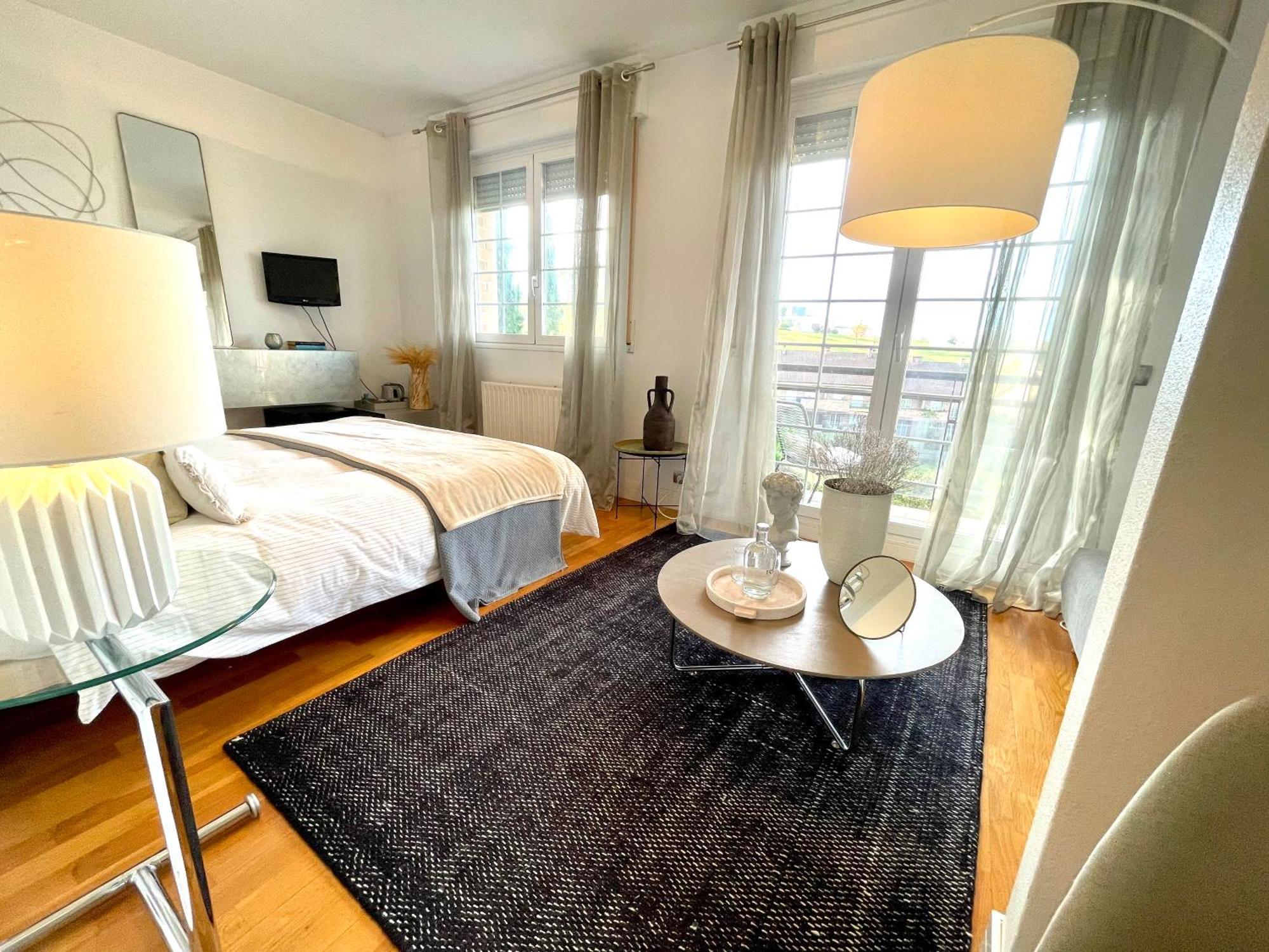Estilosa Casa Golf Suites Gorraiz Eksteriør bilde